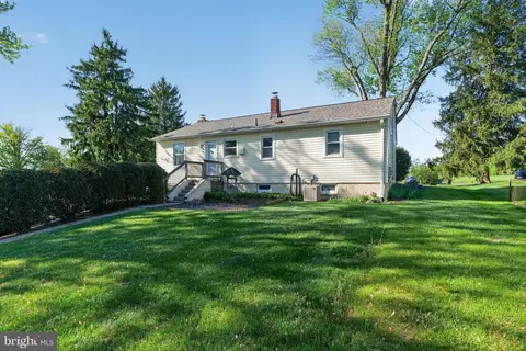 10386 Gorman Rd, Laurel, MD 20723 photo 3
