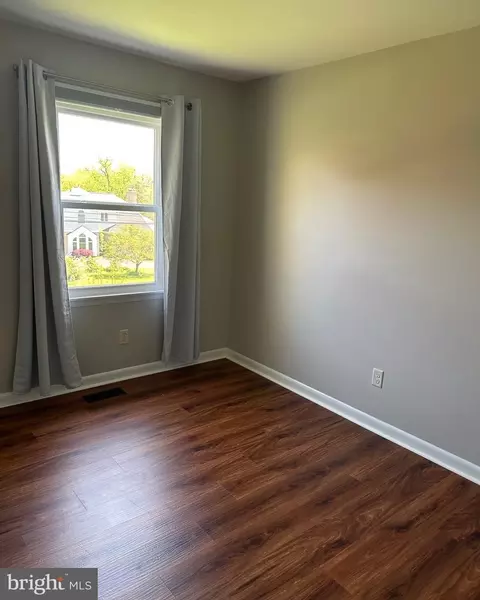 Bedroom - 6020 Hanover Rd, Hanover, MD 21076 photo 2 of 2
