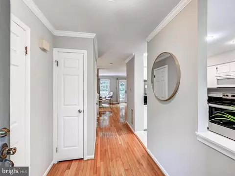 Entry Way - 9345 Breamore Ct, Laurel, MD 20723 photo 2 of 4