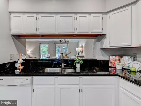 Kitchen - 9345 Breamore Ct, Laurel, MD 20723 photo 2 of 4