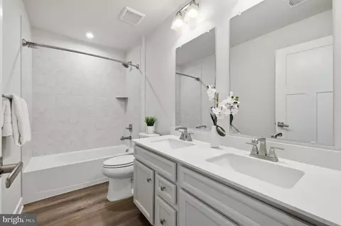 Entry Way - 7534 Declan Rd, Laurel, MD 20723 photo 11 of 15
