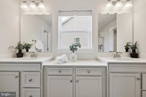 Entry Way - 7534 Declan Rd, Laurel, MD 20723 photo 8 of 15