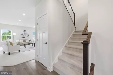 Entry Way - 7534 Declan Rd, Laurel, MD 20723 photo 5 of 15