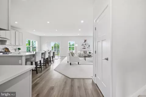 Entry Way - 7534 Declan Rd, Laurel, MD 20723 photo 4 of 15
