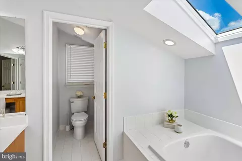 Bath - 9909 Midsummer Snow Ln, Laurel, MD 20723 photo 5 of 9