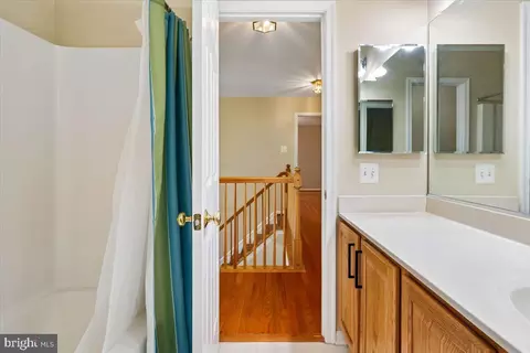 Bath - 9909 Midsummer Snow Ln, Laurel, MD 20723 photo 7 of 9