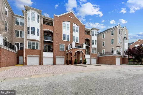 6155 Shadywood Rd #401, Elkridge, MD 21075