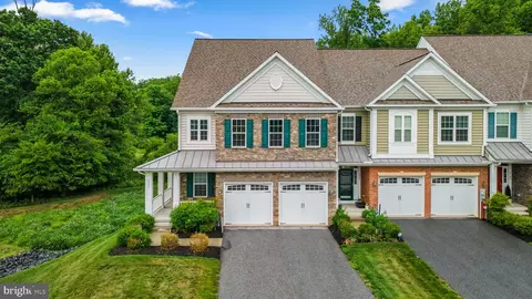 2726 W End Cir, Ellicott City, MD 21042