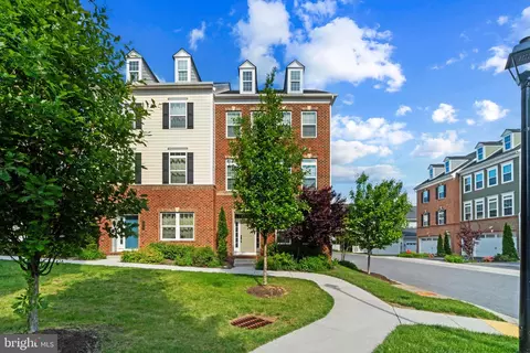 6010 Hidden Mdw, Ellicott City, MD 21043