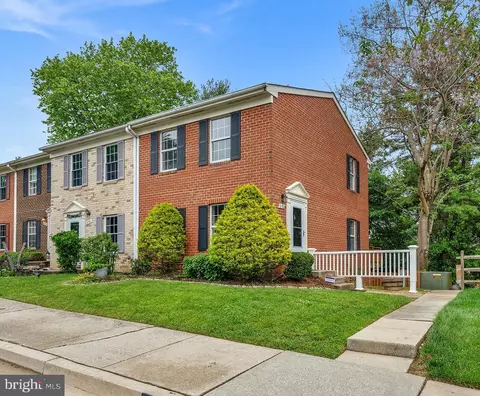 8783 Hayshed Ln #4-4, Columbia, MD 21045