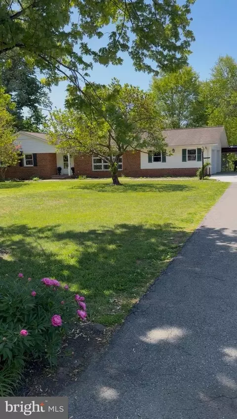 11713 Wayneridge St, Fulton, MD 20759