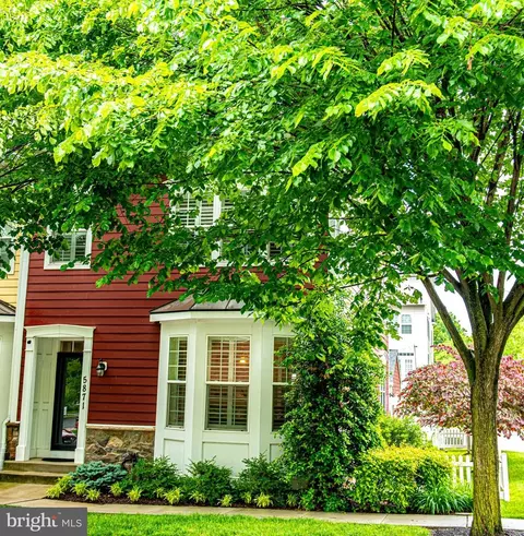 5871 Duncan Dr, Ellicott City, MD 21043