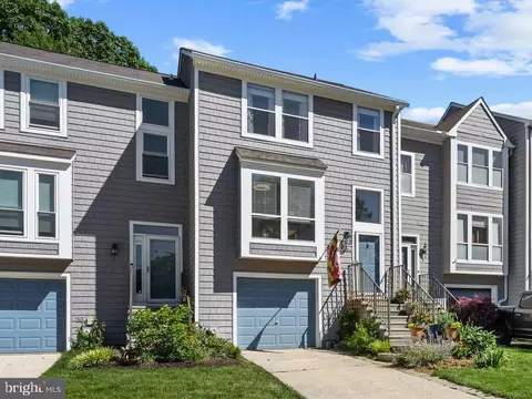 7804 Old Farm Ln, Ellicott City, MD 21043