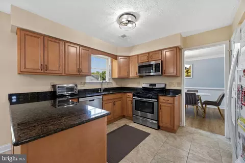 6330 Hanover Crossing Way, Hanover, MD 21076 photo 7