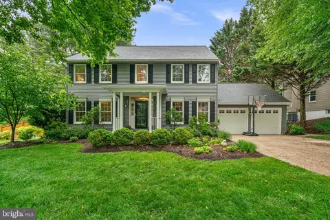 9909 Springfield Dr, Ellicott City, MD 21042