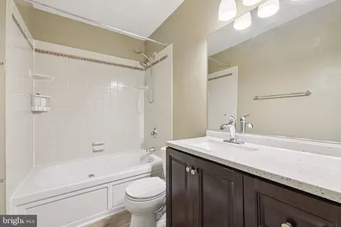 Bath - 9075 N Laurel Rd #E, Laurel, MD 20723 photo 1 of 1