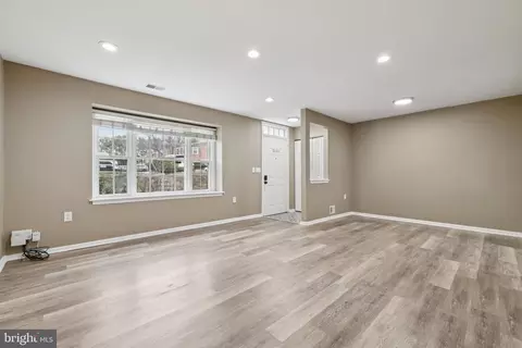 Living - 9075 N Laurel Rd #E, Laurel, MD 20723 photo 2 of 3