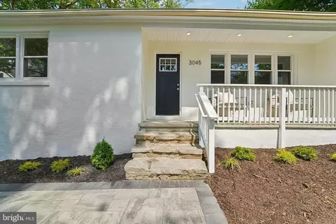 3045 Saint Johns Ln, Ellicott City, MD 21042