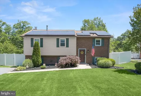 9315 Madison Ave, Laurel, MD 20723