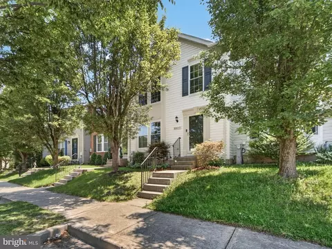 8807 Ashberry Ct, Laurel, MD 20723