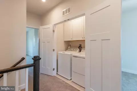 Entry Way - 8100 Primrose Ln, Laurel, MD 20723 photo 2 of 14