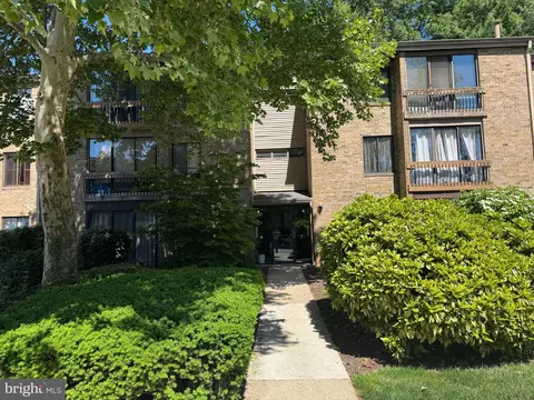 10578 Cross Fox Ln #E2, Columbia, MD 21044