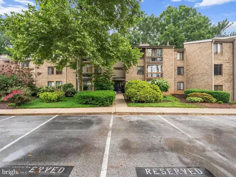 10578 Cross Fox Ln #E2, Columbia, MD 21044