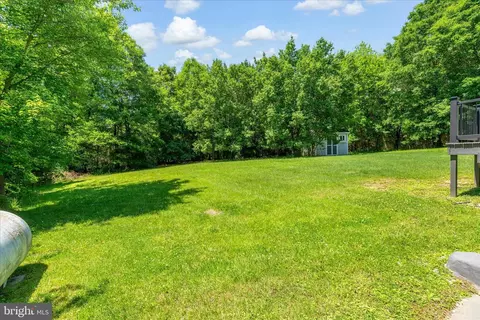 Exterior - 9110 River Hill Rd, Laurel, MD 20723 photo 6 of 9