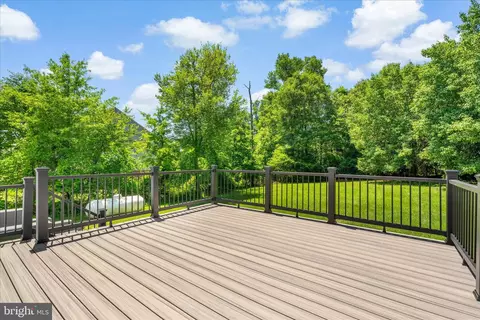 Exterior - 9110 River Hill Rd, Laurel, MD 20723 photo 4 of 9