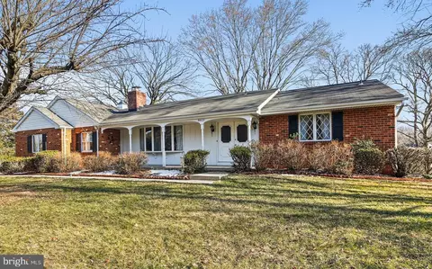 8621 Old Frederick Rd, Ellicott City, MD 21043