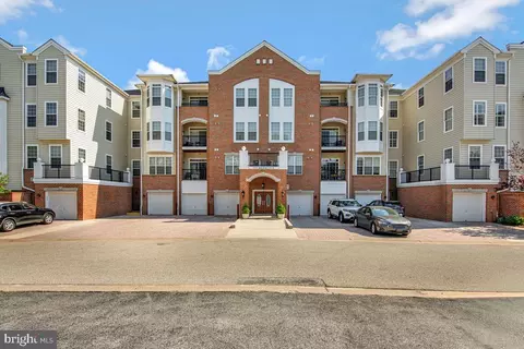 7335 Brookview Rd #303, Elkridge, MD 21075
