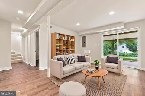 Living - 9841 Lyon Ave, Laurel, MD 20723 photo 2 of 6