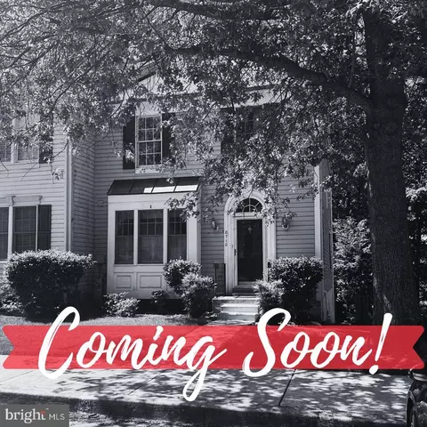8710 Birkenhead Ct, Laurel, MD 20723