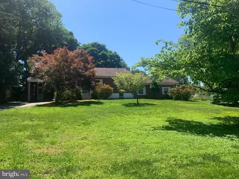 10861 Hilltop Ln, Columbia, MD 21044