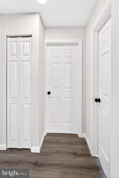Entry Way - 9081 Dumhart Rd, Laurel, MD 20723 photo 6 of 9