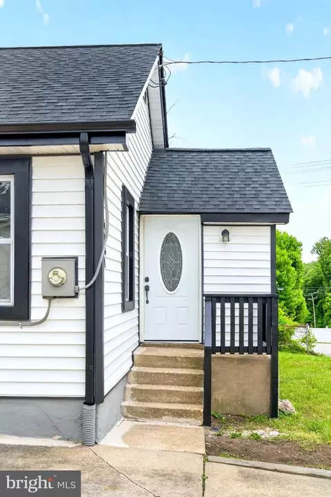 Exterior - 9081 Dumhart Rd, Laurel, MD 20723 photo 5 of 7