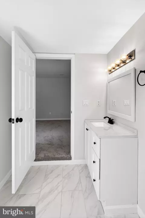 Bath - 9081 Dumhart Rd, Laurel, MD 20723 photo 3 of 5