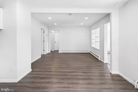 Living - 9081 Dumhart Rd, Laurel, MD 20723 photo 2 of 3