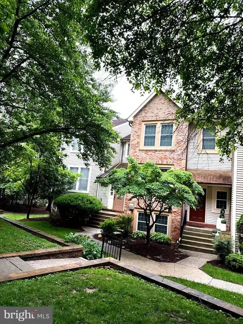 7347 Swan Point Way #12-2, Columbia, MD 21045