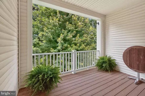 Exterior - 9816 Wilderness Ln, Laurel, MD 20723 photo 3 of 4
