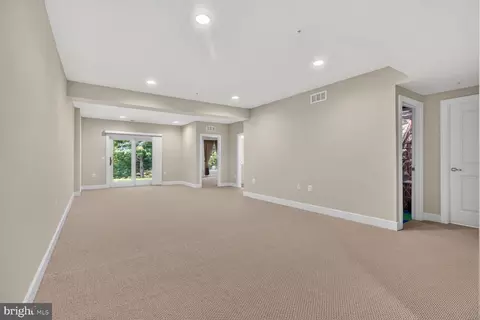 Living - 9816 Wilderness Ln, Laurel, MD 20723 photo 4 of 4