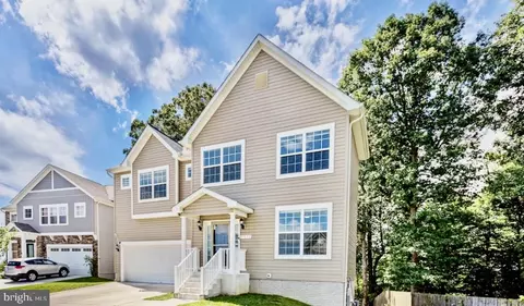 9252 Homestretch Ct, Laurel, MD 20723