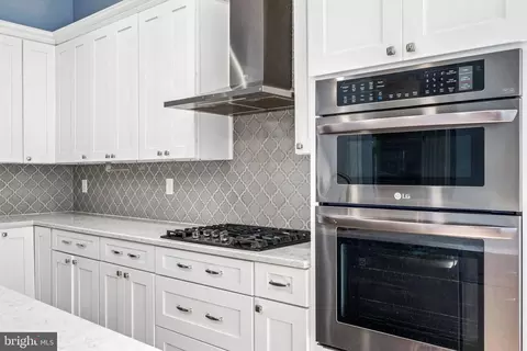 Kitchen - 8618 Far Fields Way, Laurel, MD 20723 photo 2 of 9