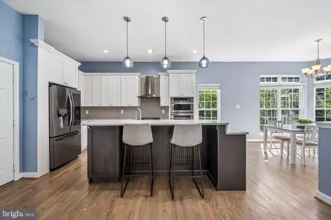 Kitchen - 8618 Far Fields Way, Laurel, MD 20723 photo 8 of 9
