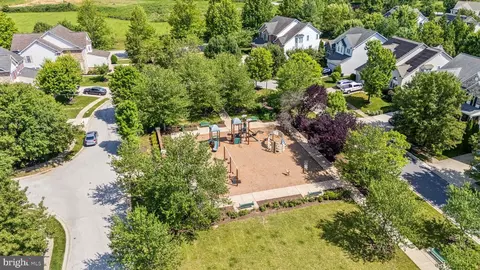 View/Area - 8618 Far Fields Way, Laurel, MD 20723 photo 6 of 7