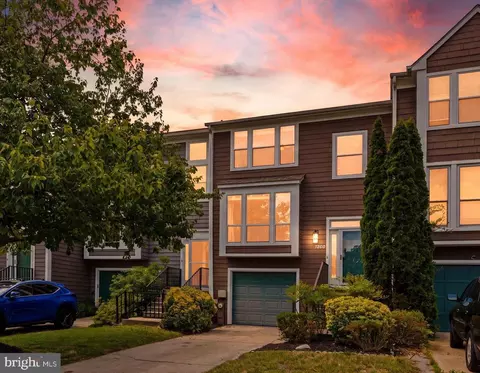 7760 Chatfield Ln, Ellicott City, MD 21043