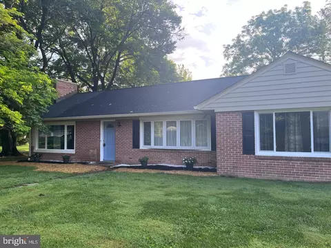 3401 Dogwood Dr, Ellicott City, MD 21042