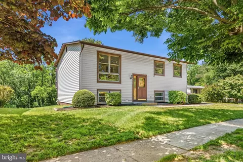 9431 Bullring Ln, Columbia, MD 21045