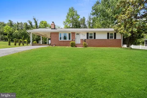4010 Overlook Dr, Ellicott City, MD 21043