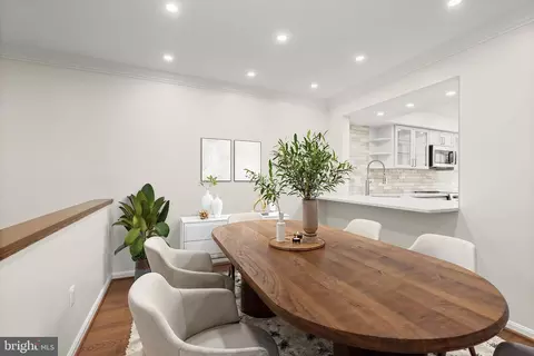Dining - 5189 Columbia Rd #10 49, Columbia, MD 21044 photo 1 of 1